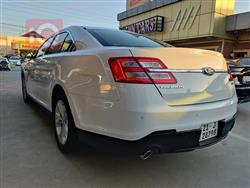 Ford Taurus